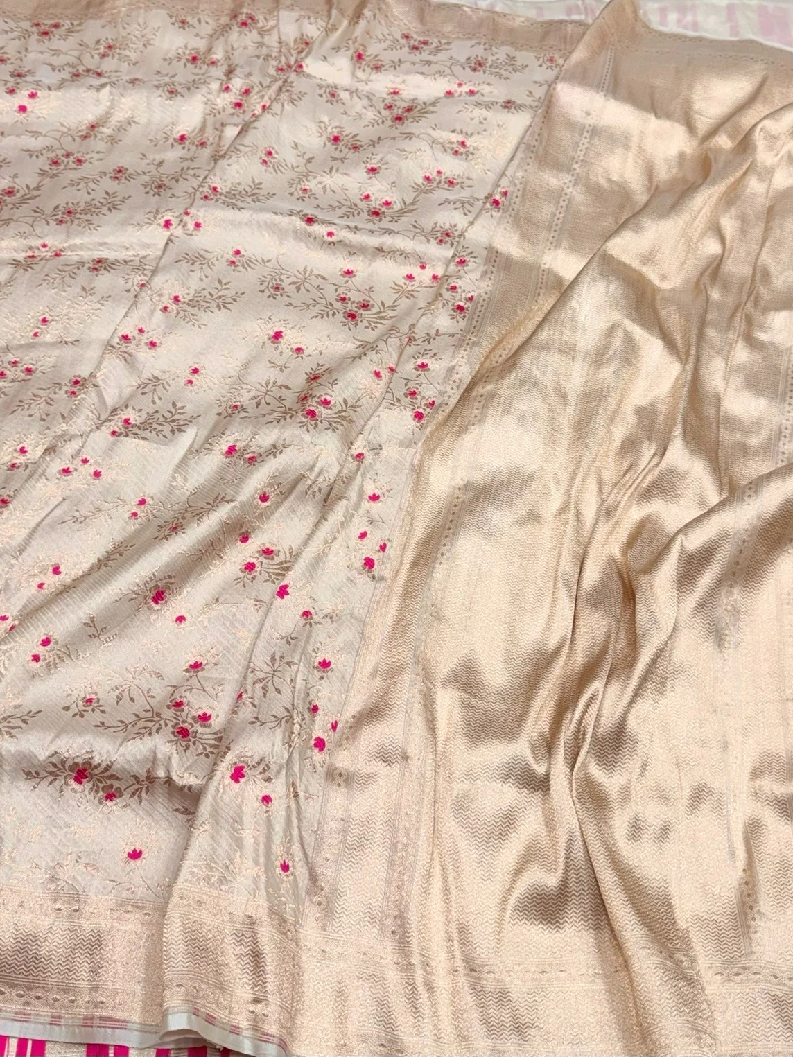 Ivory Banarasi Minakari Pure Silk Brocade Saree - Image 3