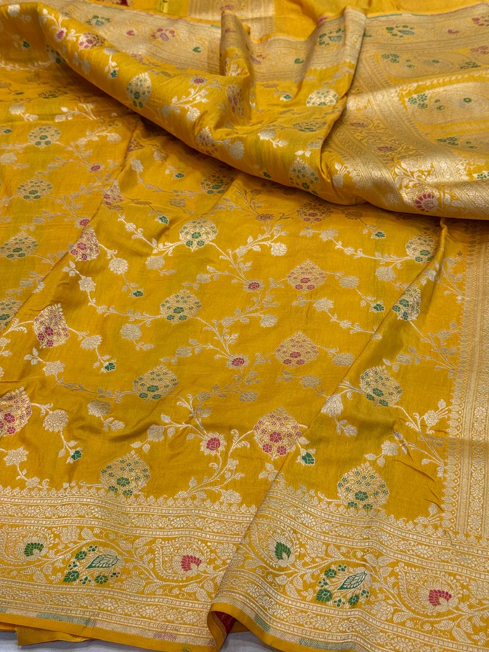 Banarasi Minakari Pure Katan Silk Saree | Pure Silk | Minakari Work | Cutwork Technique | Banarasi Katan Silk Saree - Image 13