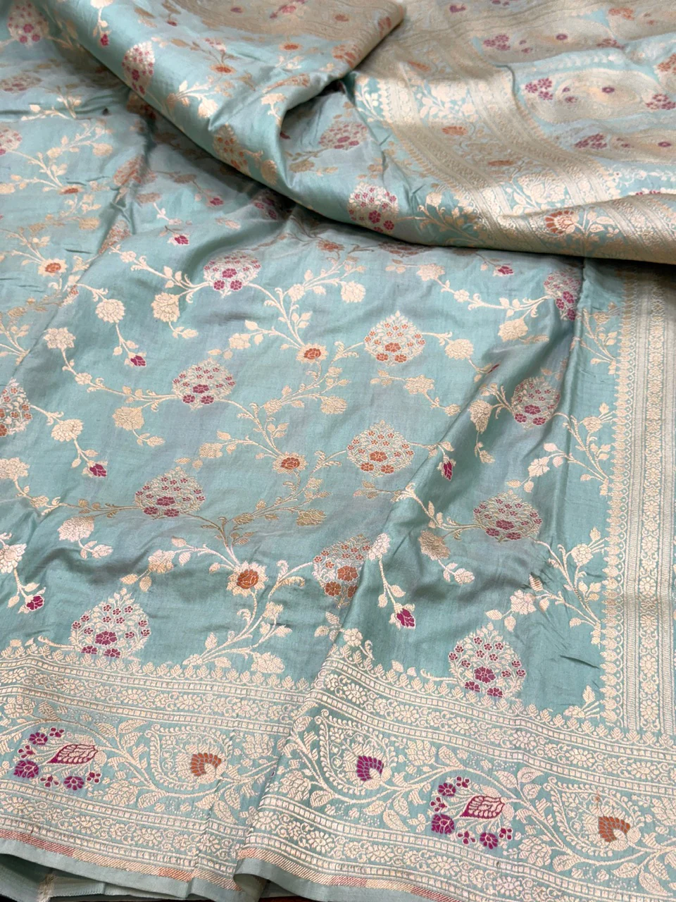 Banarasi Minakari Pure Katan Silk Saree | Pure Silk | Minakari Work | Cutwork Technique | Banarasi Katan Silk Saree - Image 9