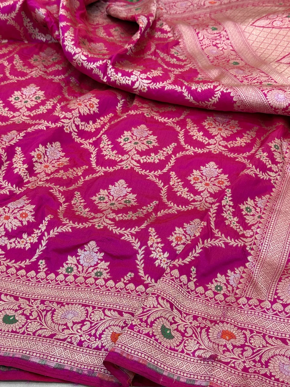 Banarasi Minakari Pure Katan Silk Saree | Pure Silk | Minakari Work | Cutwork Technique | Banarasi Katan Silk Saree - Image 4