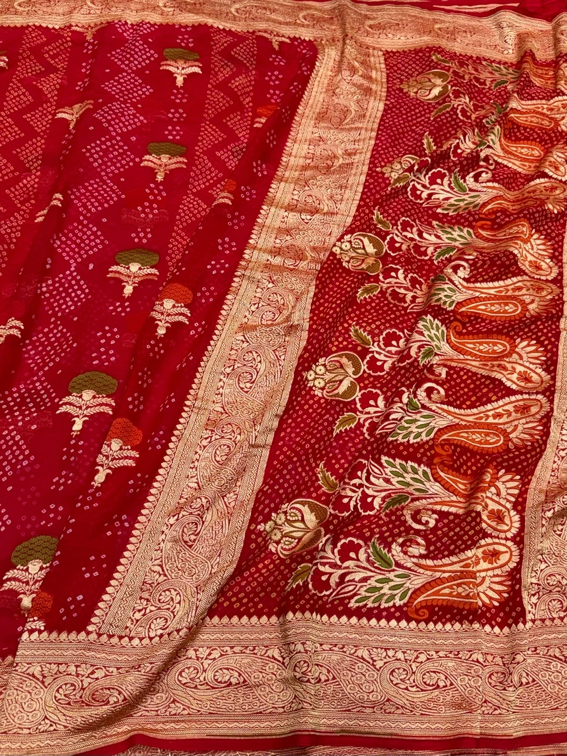 Red Banarasi Pure Bandhej Georgette Saree – Luxury Cutwork Brocade Wedding & Festive Saree - Image 3