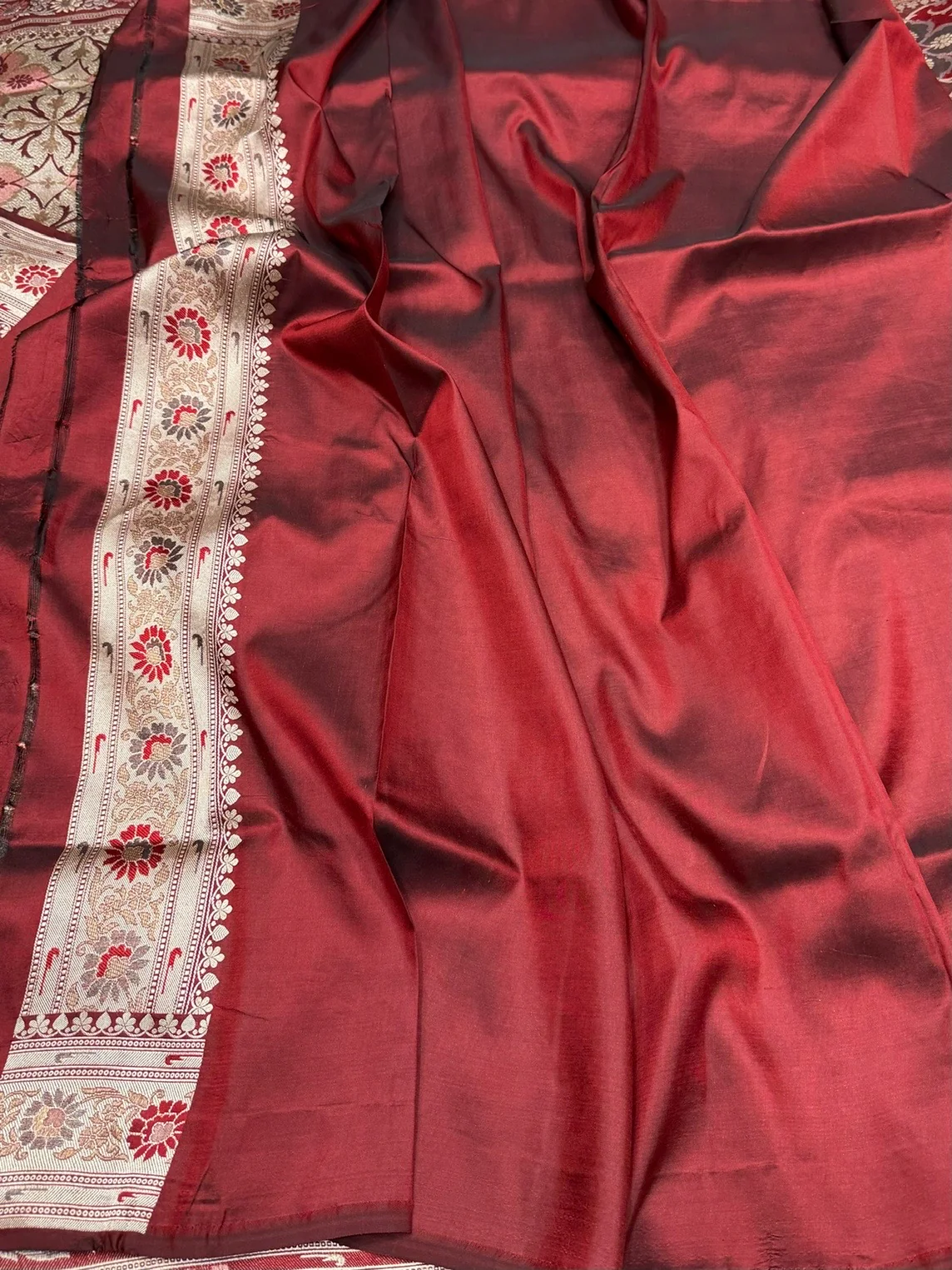 Maroon Banarasi Pure Multicolour Silk Saree - Image 2
