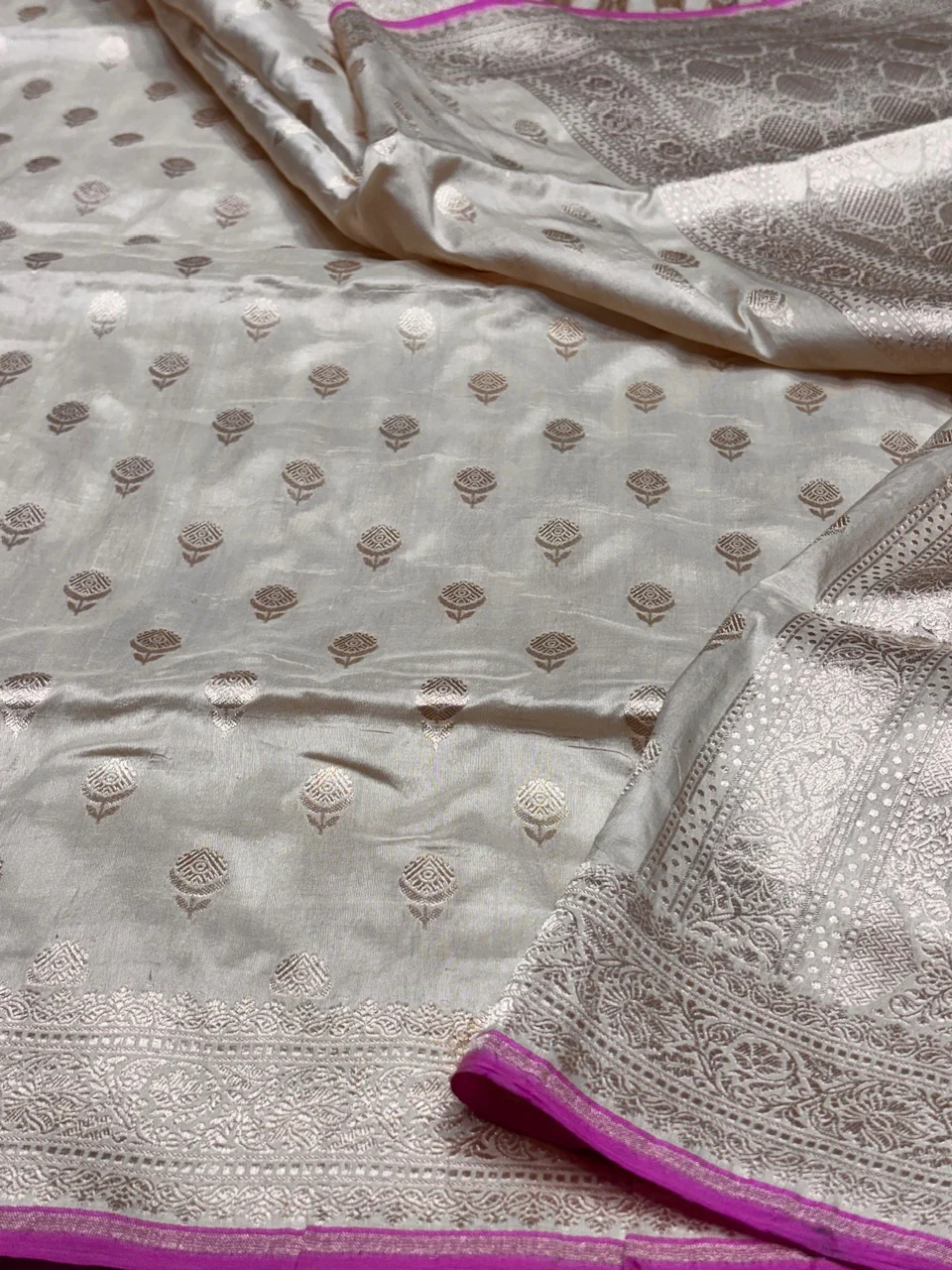 Banarasi Pure Katan Silk Saree | Pure Silk | Cutwork Technique | Banarasi Katan Silk Saree - Image 16