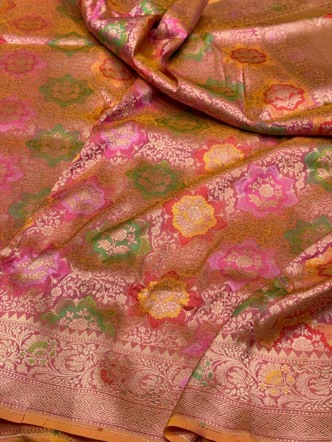 Banarasi Tilfi Minakari Pure Katan Silk Saree | Pure Silk | Minakari Work | Cutwork Technique | Banarasi Katan Silk Saree - Image 7