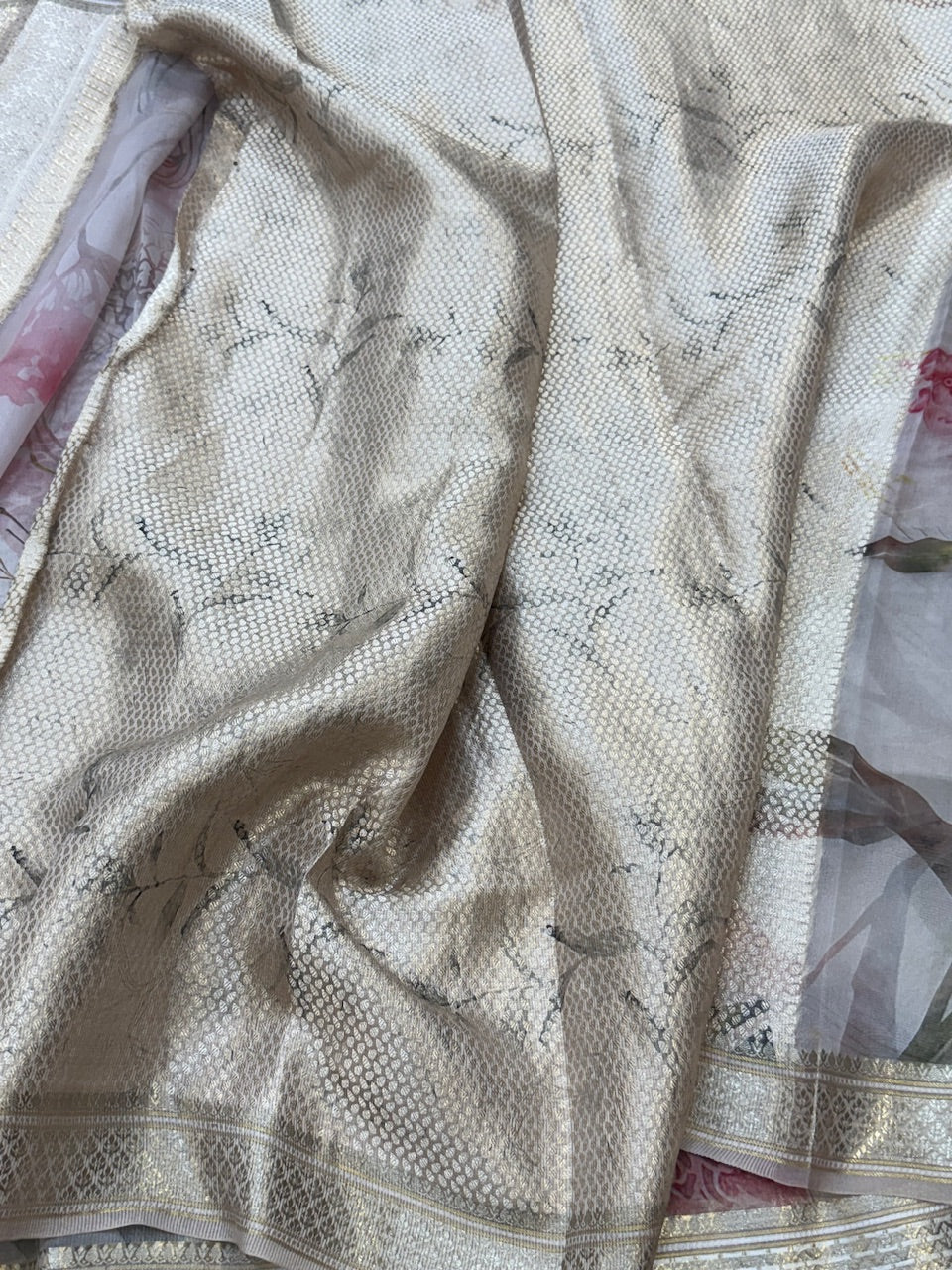 Printed Pure Organza Silk Saree - Image 6