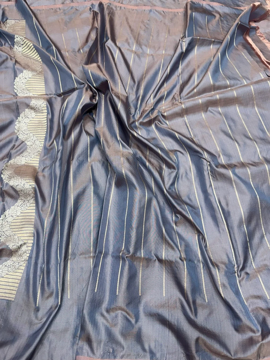 Bluish Grey Handwoven Pure Banarasi Ektara Silk Saree - Image 2