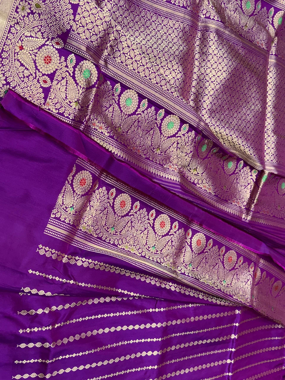 Handwoven Pure Banarasi Silk Saree - Image 2