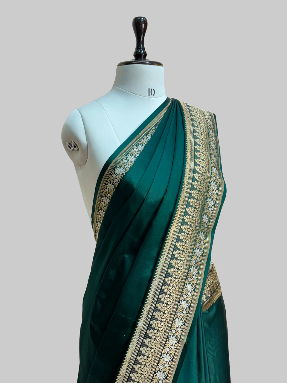 Bottle Green Handwoven Pure Banarasi Satin Silk Saree – Kadwa Weave, Pure Satin Silk - Image 4