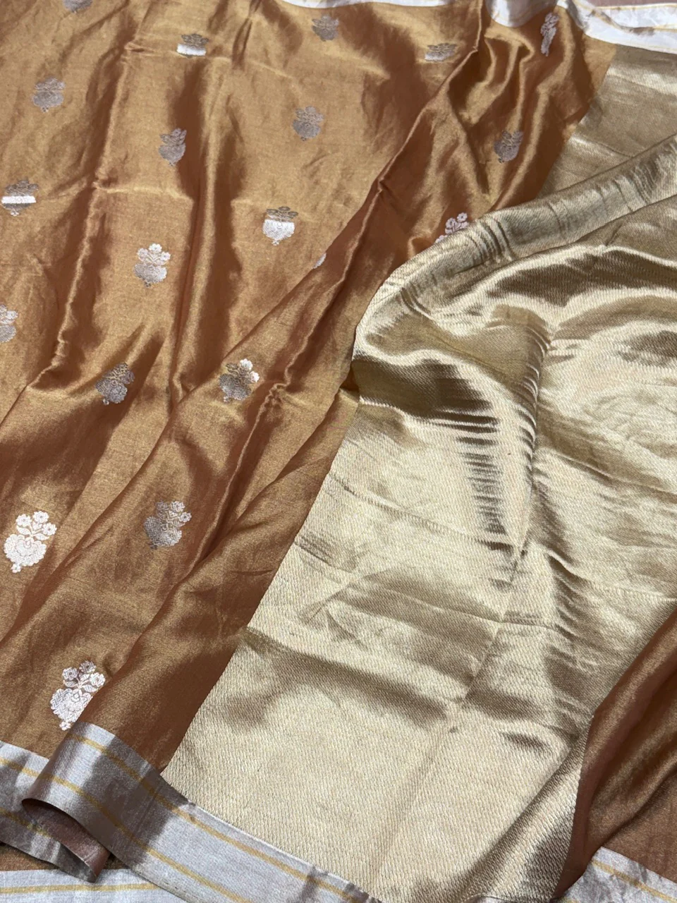 Copper Handwoven Pure Banarasi Tissue Saree - Image 2