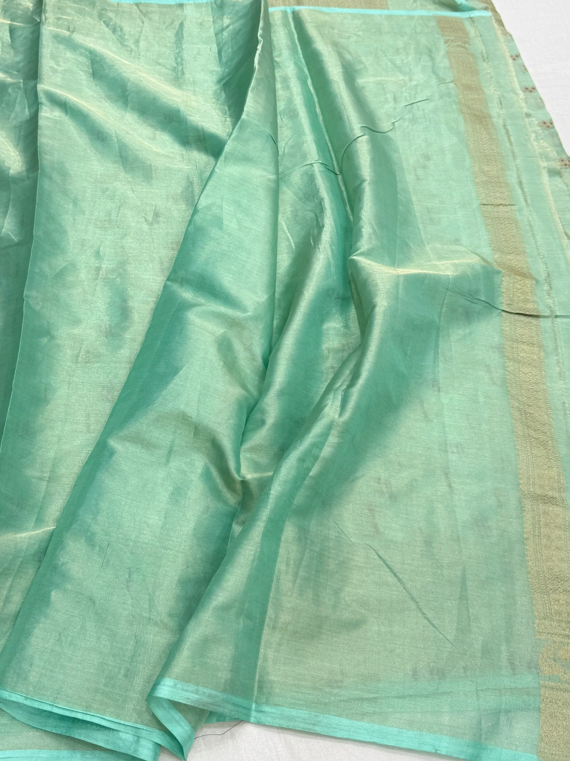 Banarasi Tissue Silk Saree - Image 3