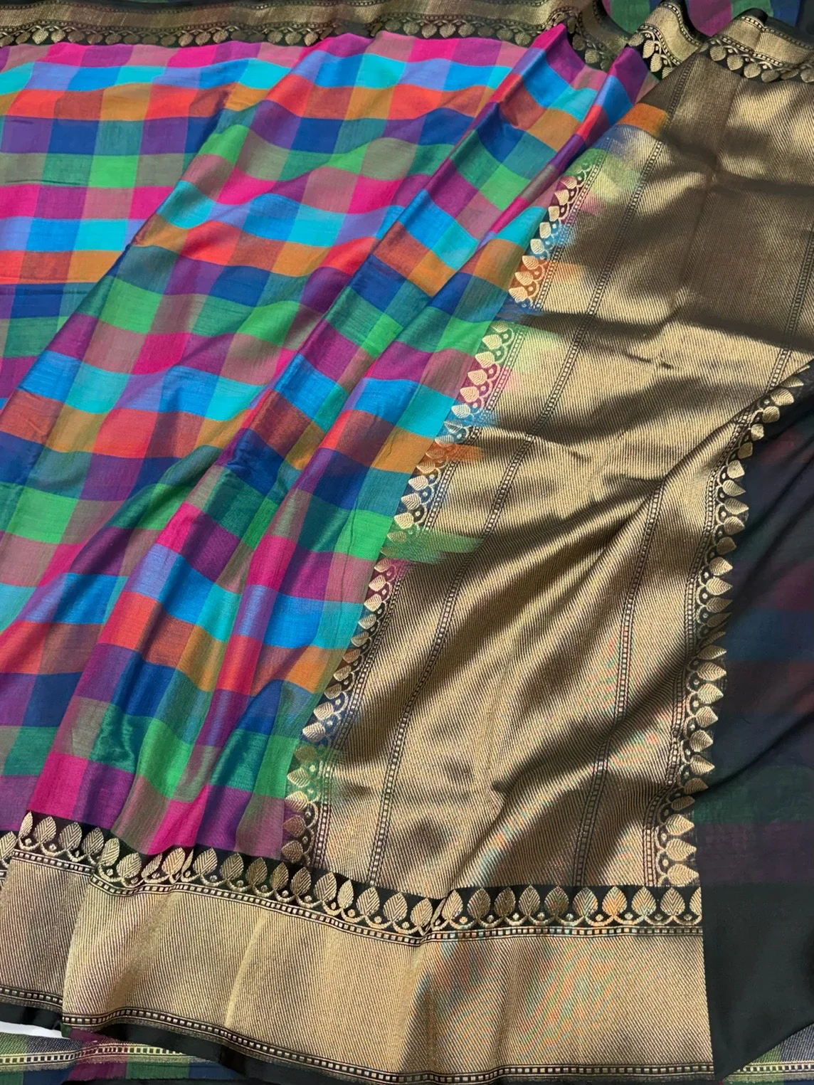 Multicolour Handwoven Banarasi Pure Cotton Saree - Image 3