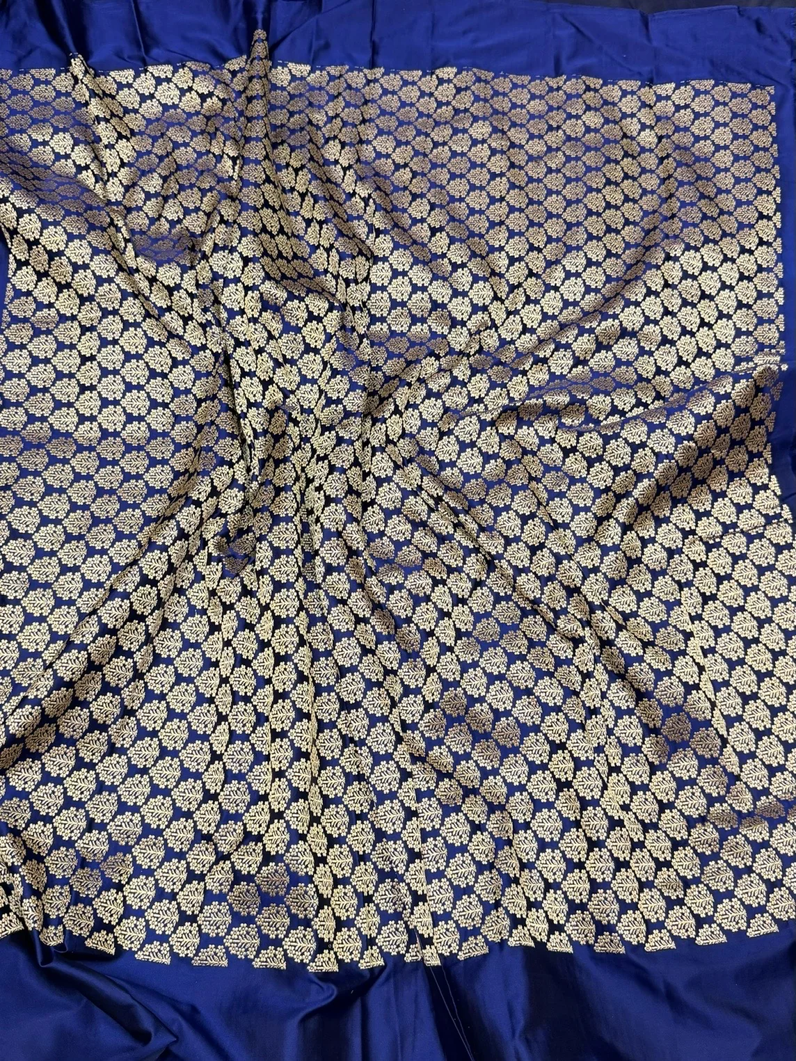 Royal Blue Handwoven Banarasi Pure Mashru Satin Silk Saree - Image 2