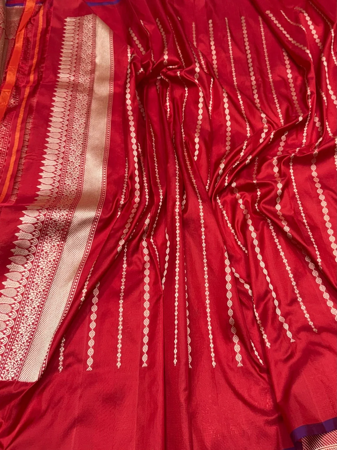 Red Handwoven Banarasi Pure Silk Brocade Saree - Image 2