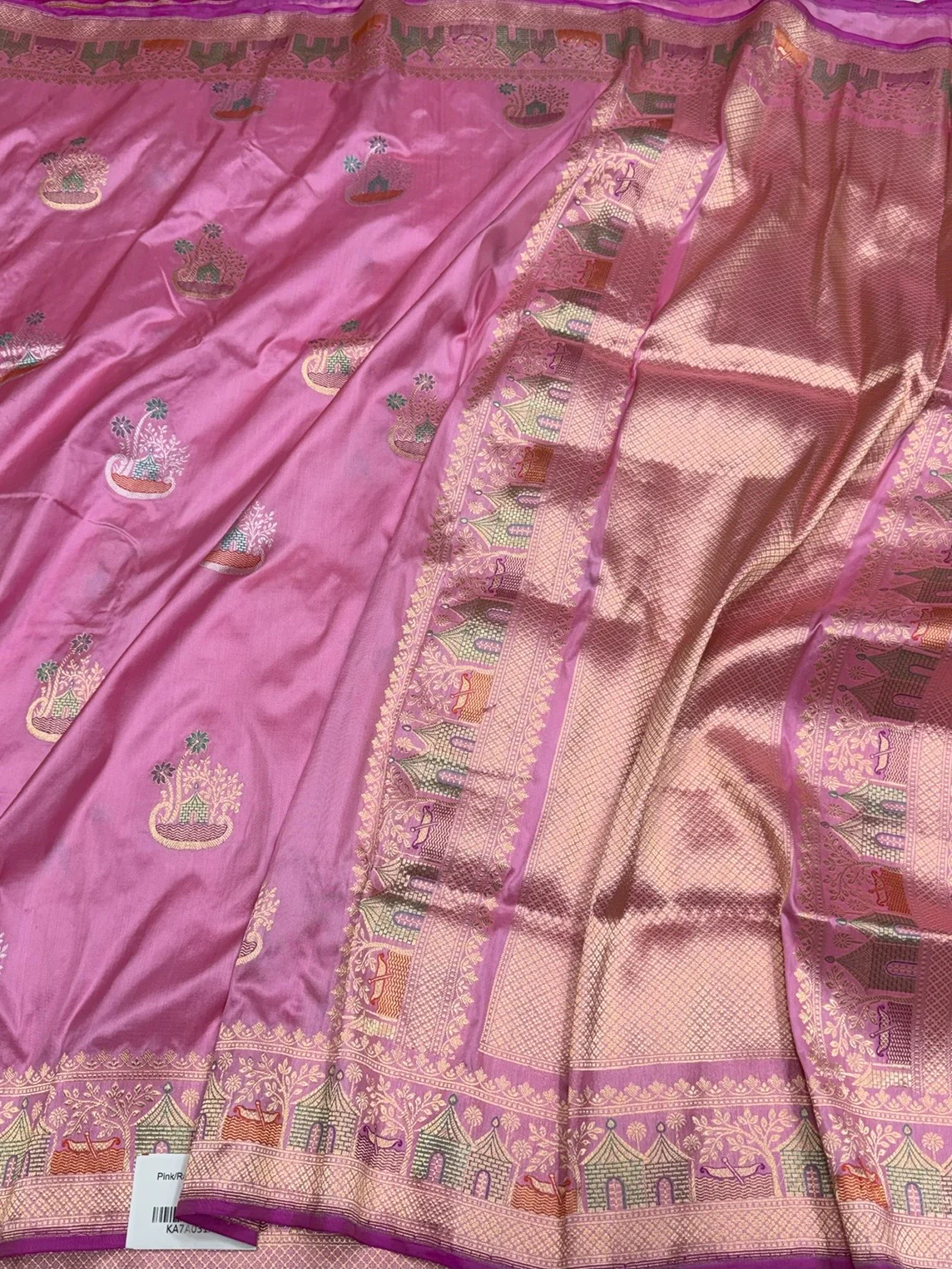 Pastel Pink Handwoven Banarasi Pure Silk Saree - Image 3