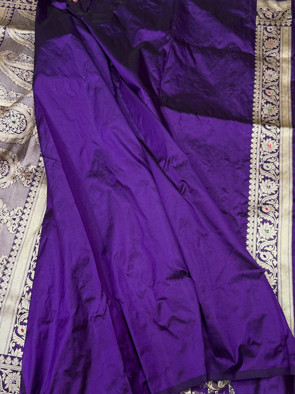 Purple Handwoven Banarasi Pure Silk Saree - Image 2