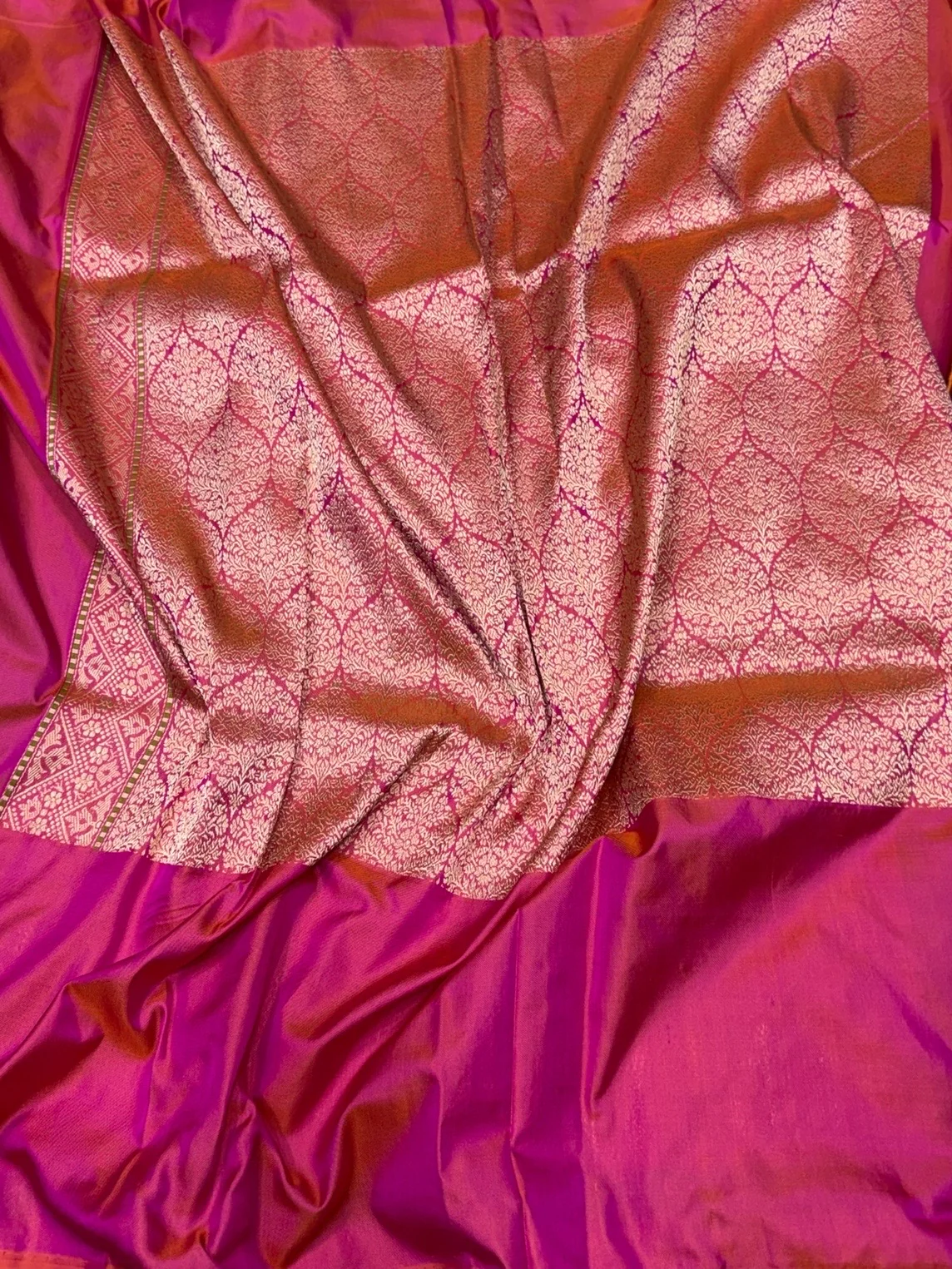 Purple Handwoven Pure Banarasi Ektara Silk Saree - Image 2