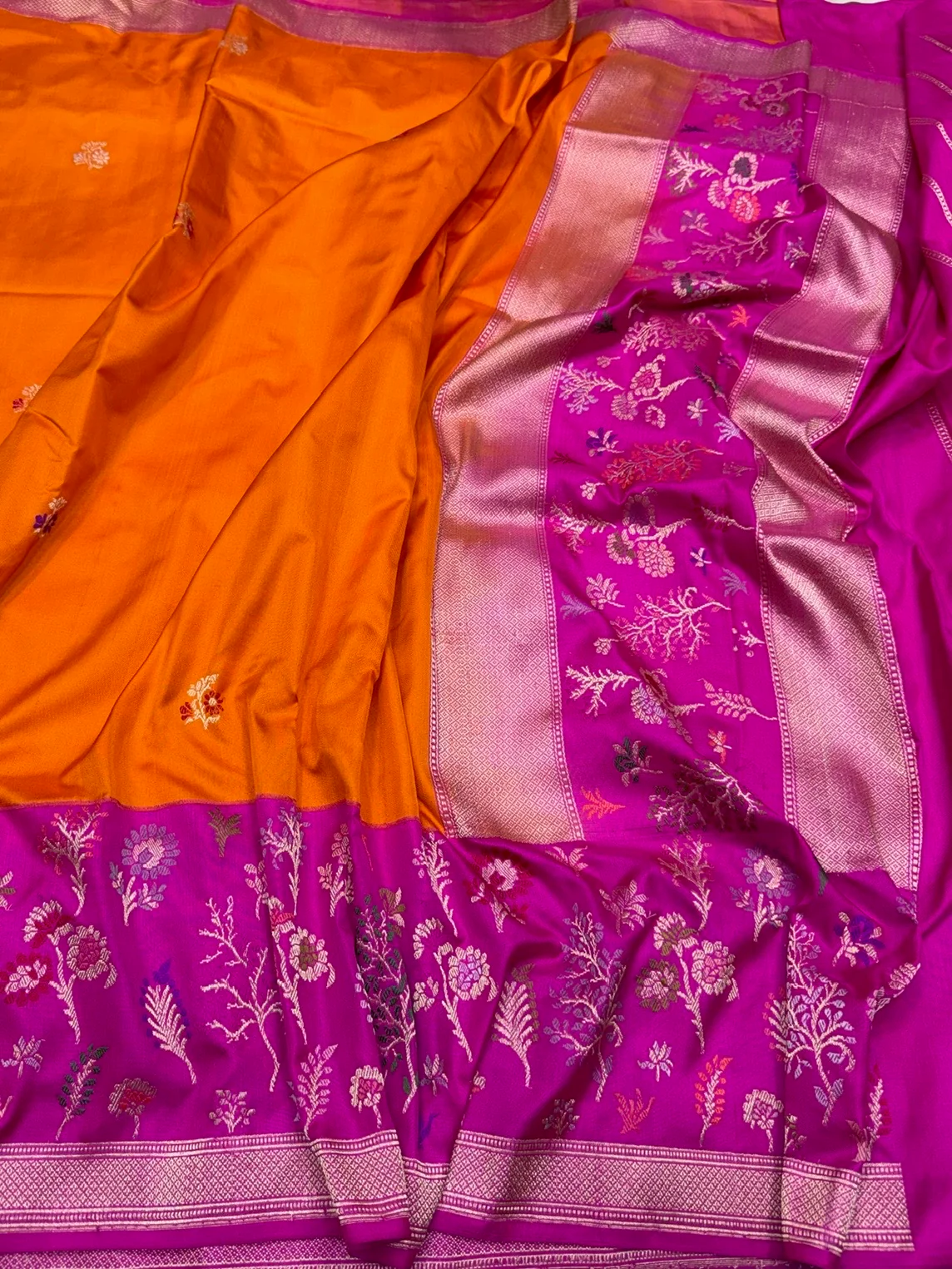 Orange/pink Handwoven Pure Banarasi Ektara Silk Saree - Image 3