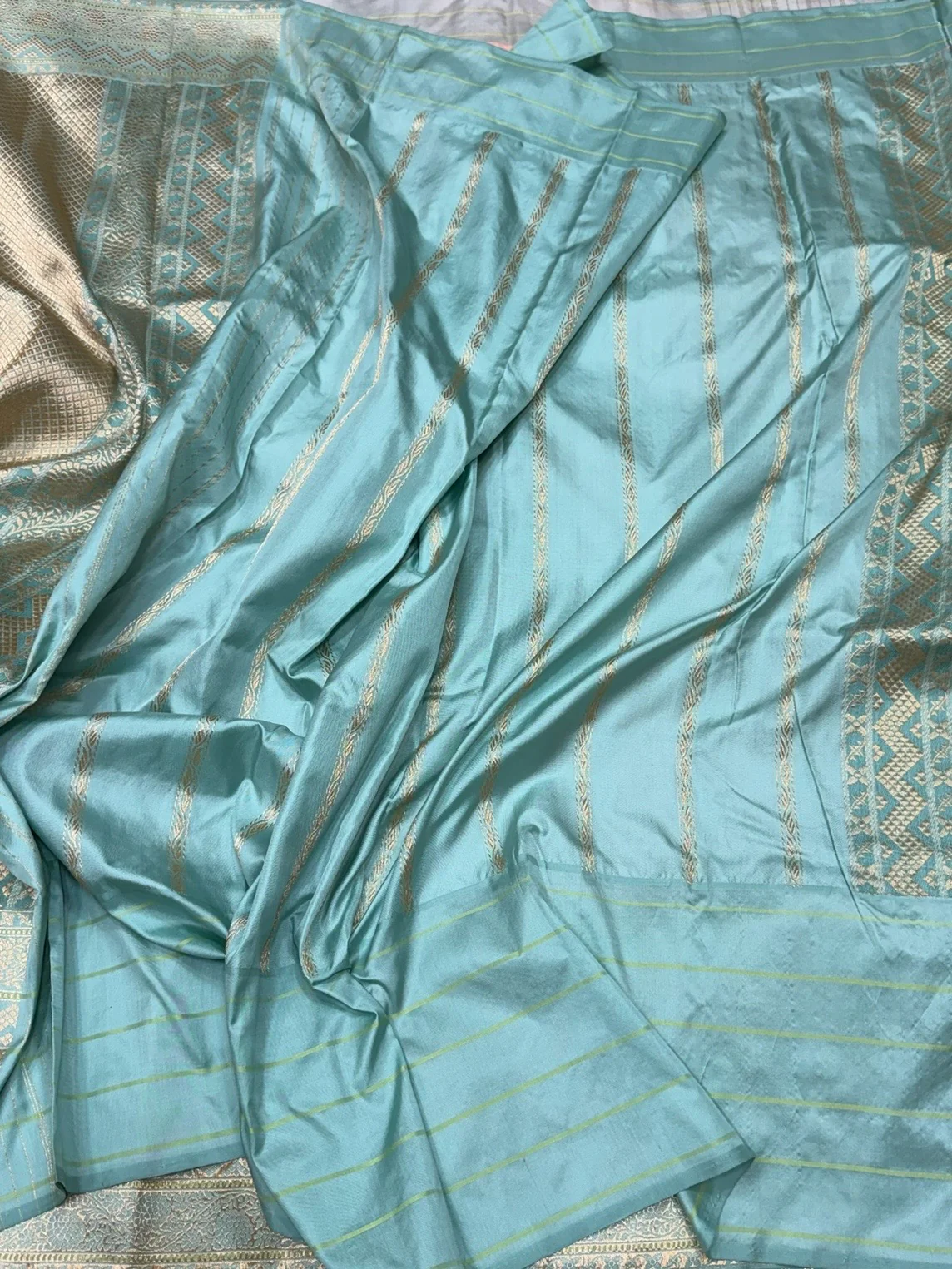 Peach Handwoven Pure Banarasi Ektara Silk Saree – Kadwa Iktara Weave, Pure Mulberry Silk - Image 2