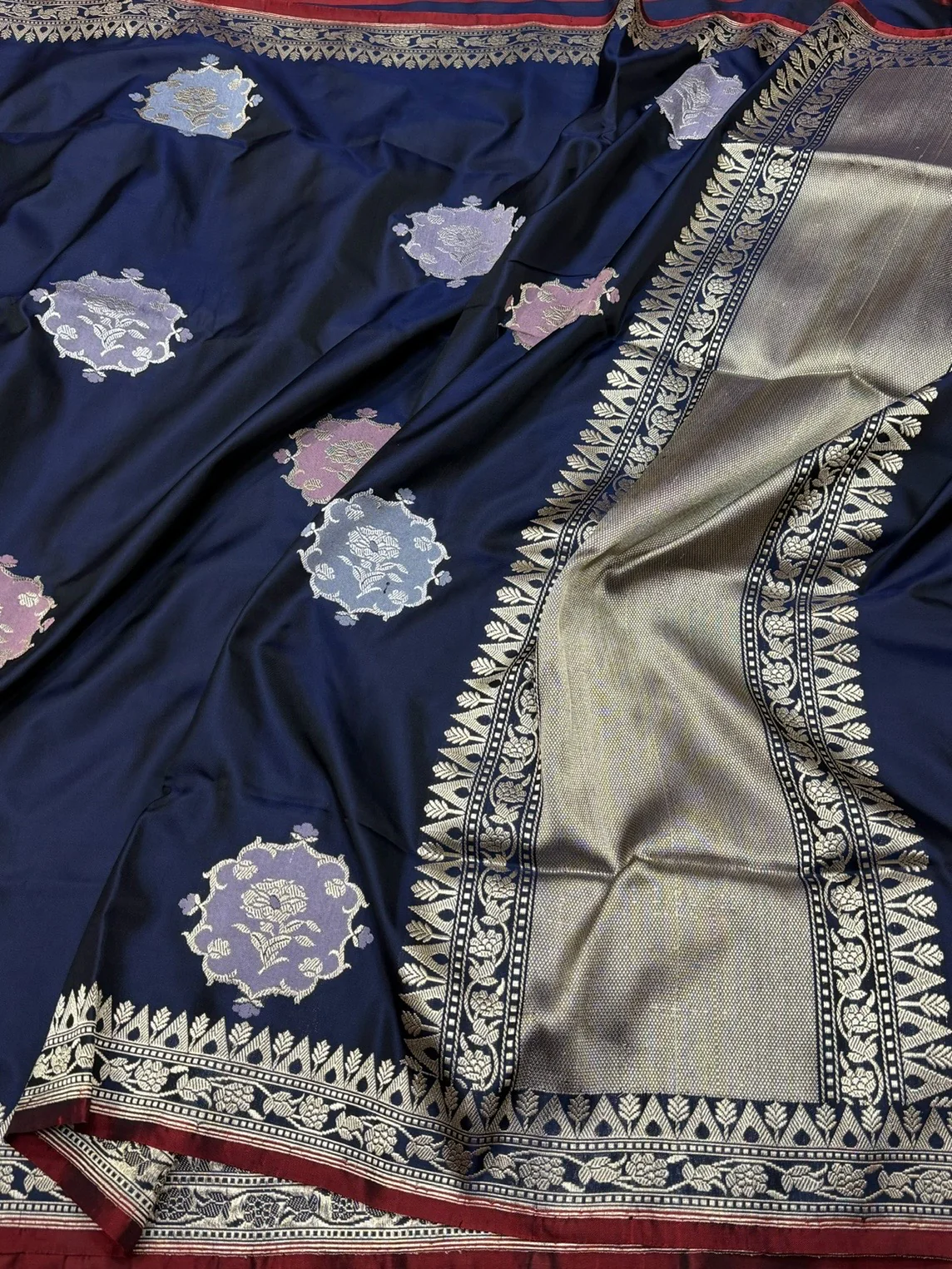 Navy Blue Handwoven Pure Banarasi Ektara Silk Saree – Luxury Kadwa Weave - Image 3