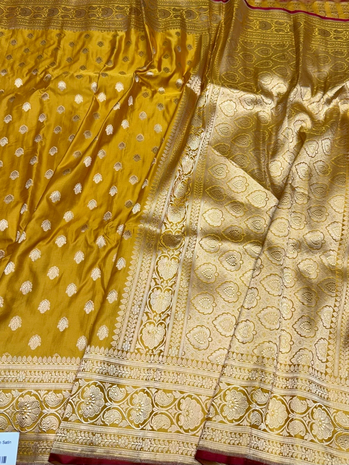 Yellow Handwoven Pure Banarasi Satin Silk Saree - Image 3