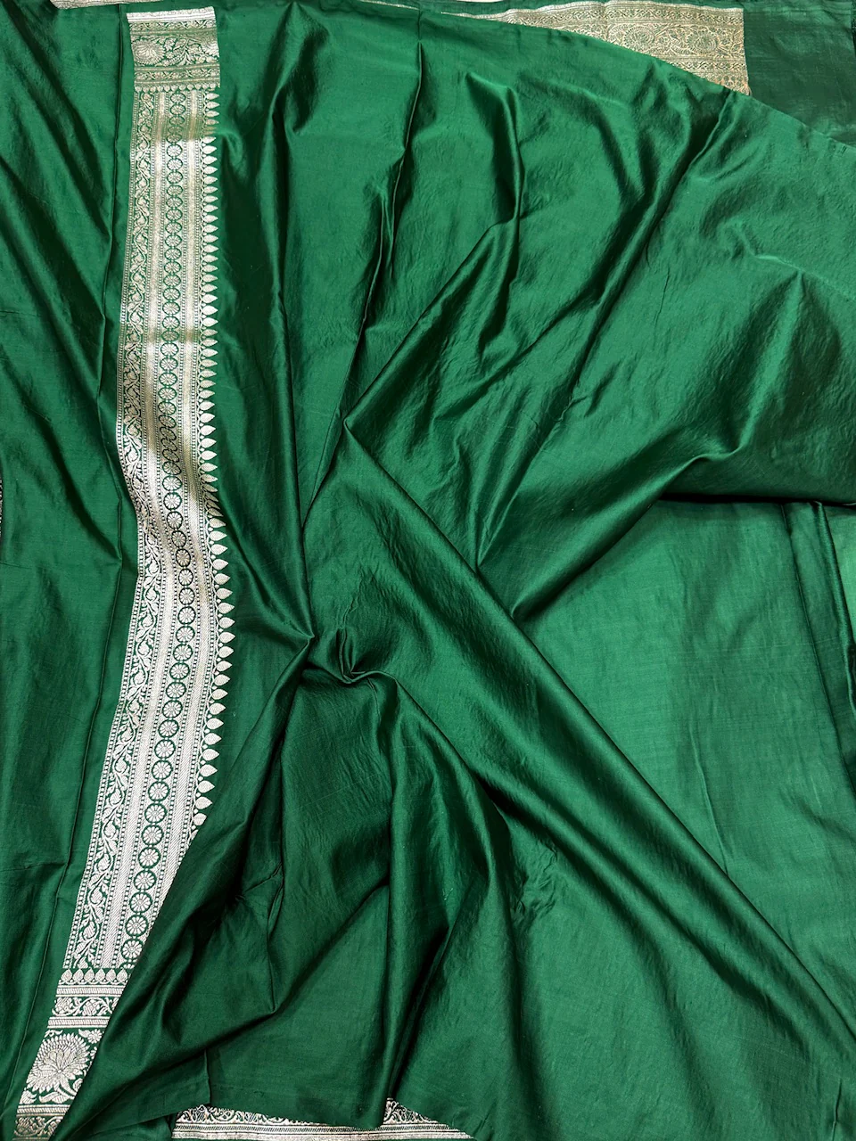 Bottle Green Handwoven Vintage Pure Banarasi Satin Silk Saree – Cutwork Weave, Pure Satin Silk - Image 3