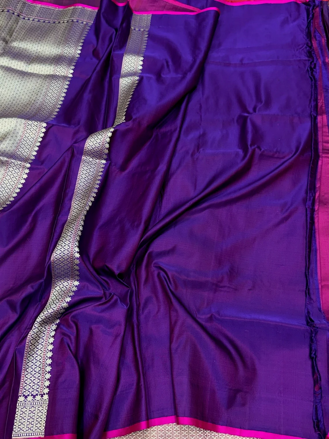 Purple Handwoven Pure Banarasi Satin Tanchoi Silk Saree – Kadwa Weave, Premium Satin Silk, Handloom Banarasi Saree - Image 2