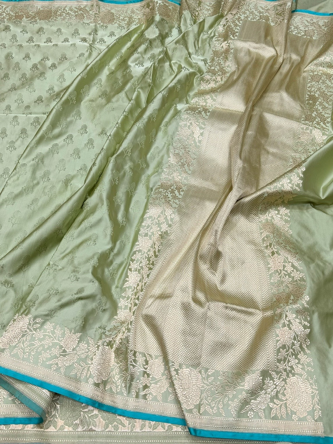Pista Handwoven Pure Banarasi Satin Tanchoi Silk Saree - Image 3