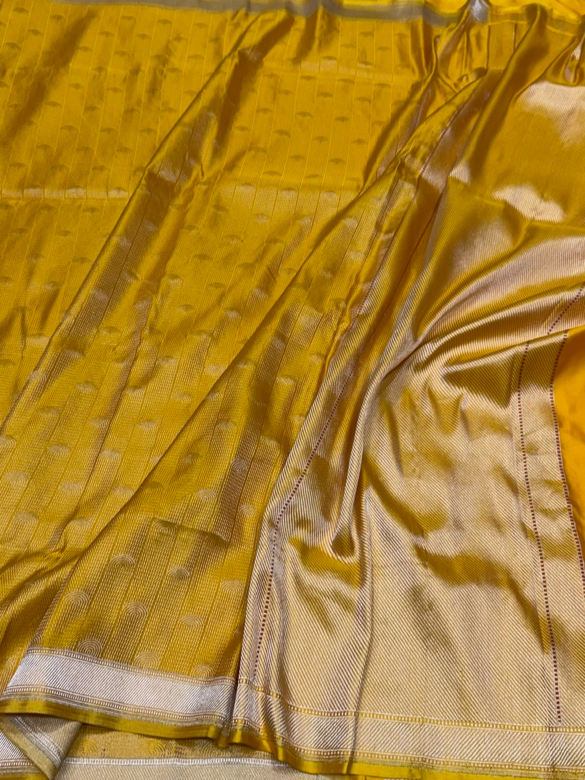 Yellow Handwoven Pure Banarasi Satin Tanchoi Silk Saree – Traditional Tanchoi Weave - Image 3