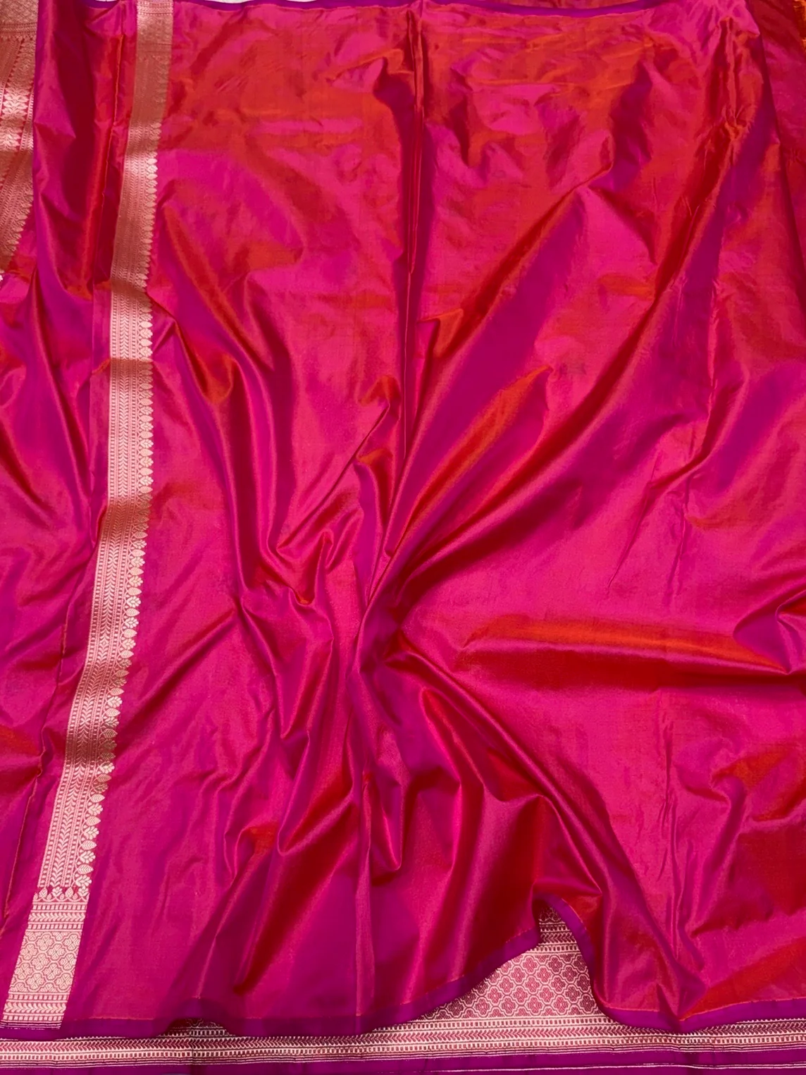 Rani Pink Handwoven Pure Banarasi Silk Brocade Saree - Image 2