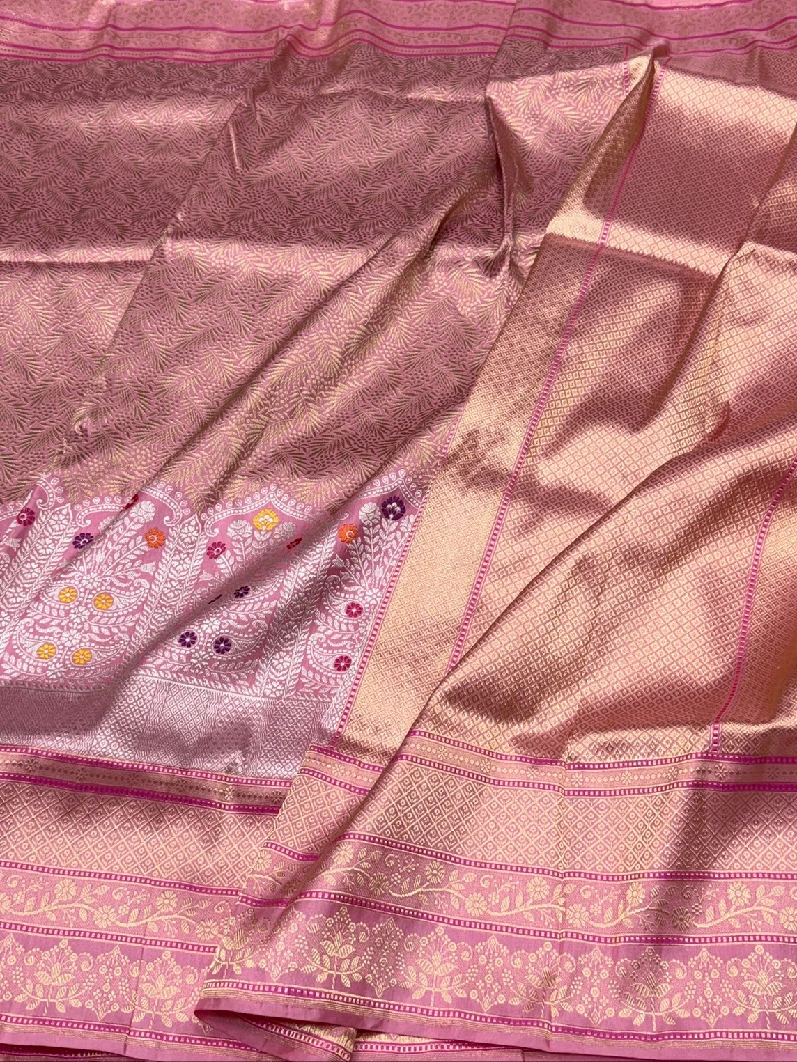 Baby Pink Handwoven Pure Banarasi Silk Saree - Image 5