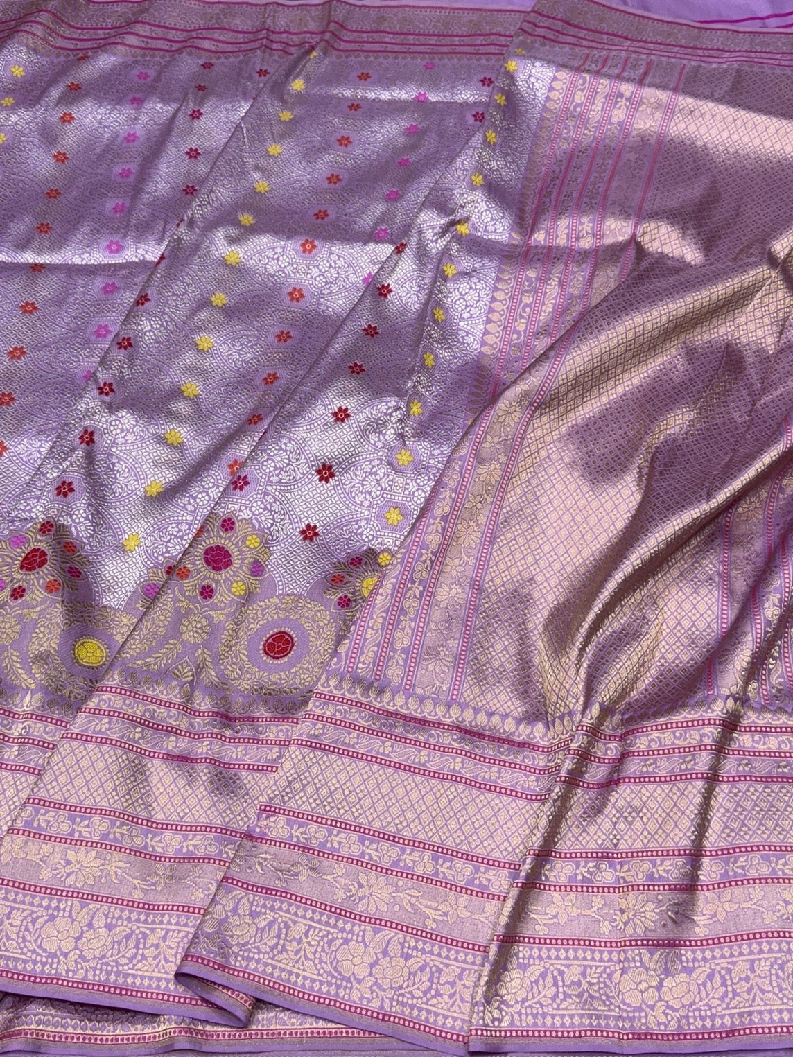 Lavender Handwoven Pure Banarasi Silk Saree | Pure Katan Silk | Kadwa Weave | HMR Handlooms - Image 3