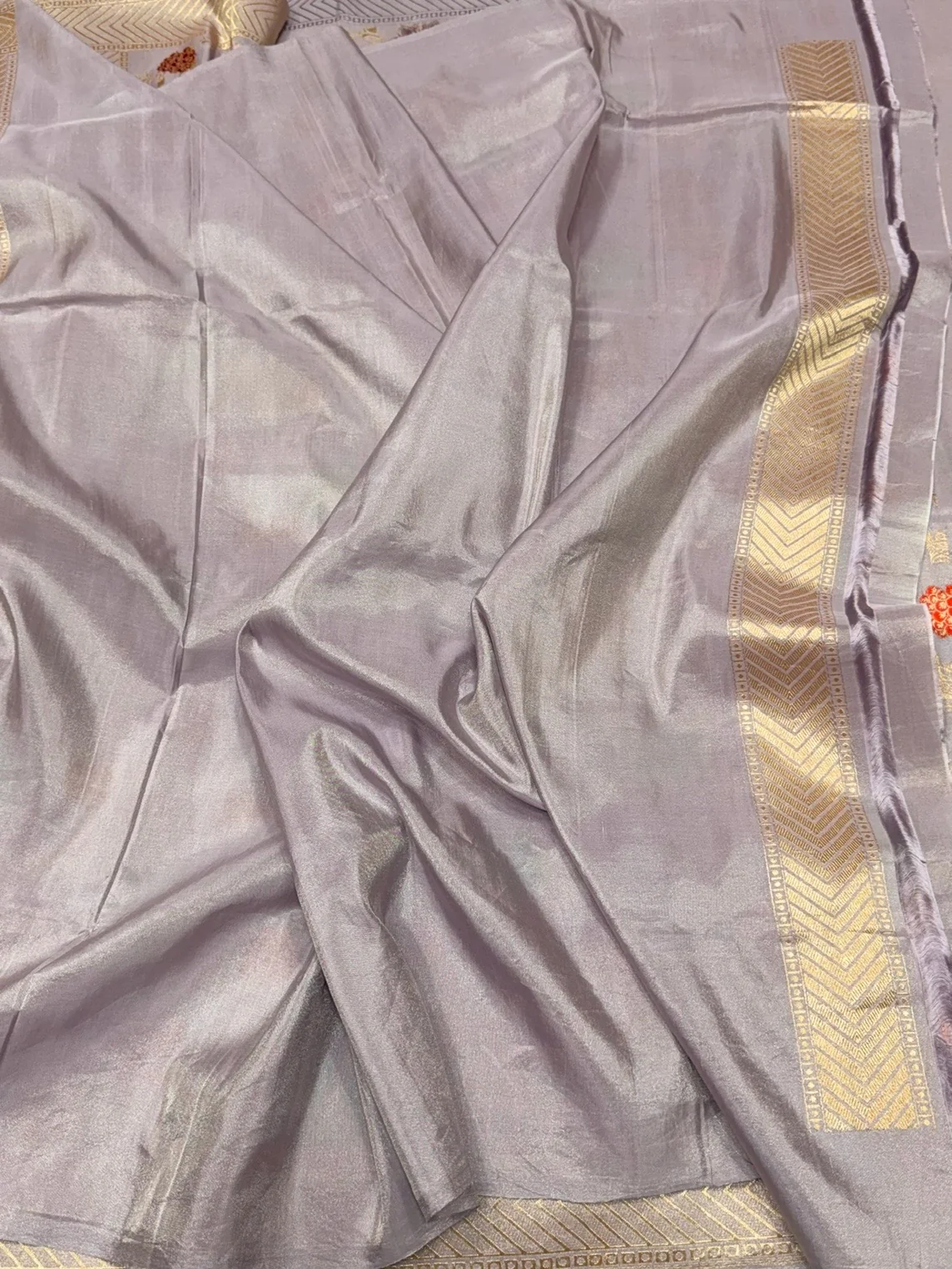 Dusty Lavender Handwoven Pure Banarasi Silk Saree - Image 3