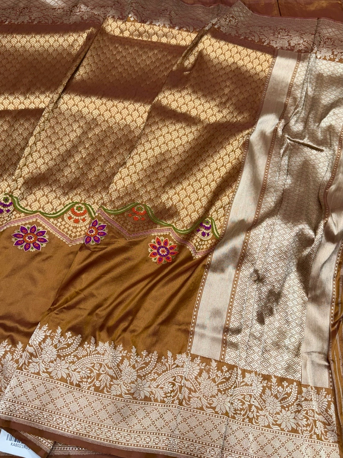 Copper Brown Handwoven Pure Banarasi Silk Saree - Image 3