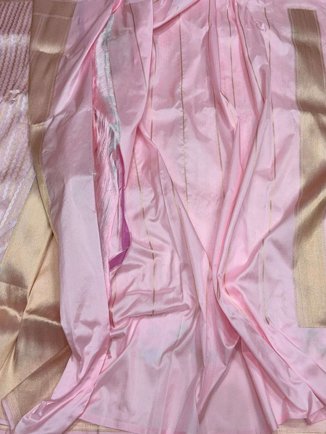 Baby Pink Handwoven Pure Banarasi Silk Saree – Kadwa Weave, Pure Katan-Mulberry Silk - Image 2
