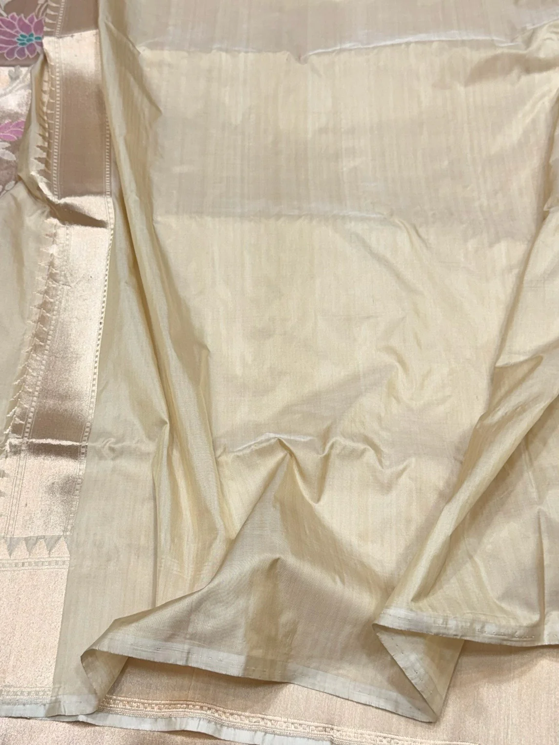 Cream Handwoven Pure Banarasi Antique Zari Silk Saree - Image 2
