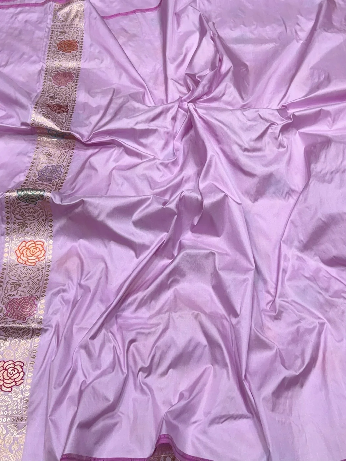 Lavender Handwoven Pure Banarasi Silk Saree - Image 2