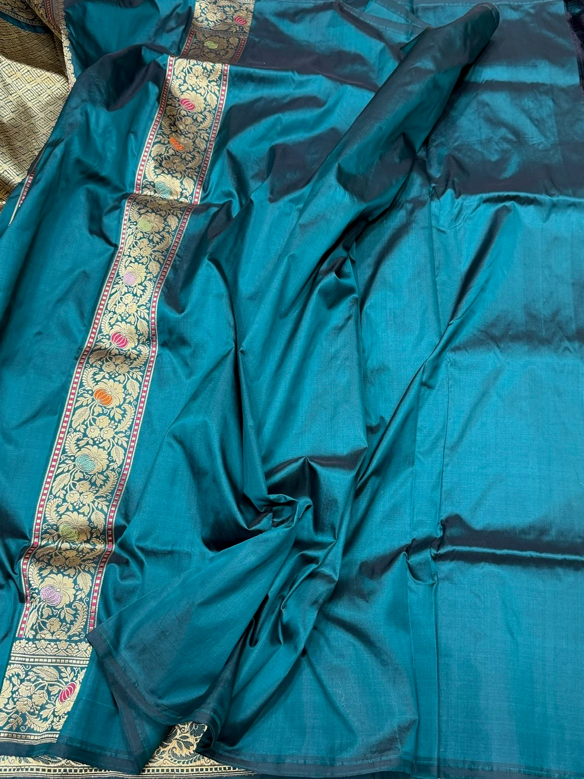 Teal Blue Handwoven Pure Banarasi Silk Saree in Kadwa Weave – 100% Katan Mulberry Silk - Image 2