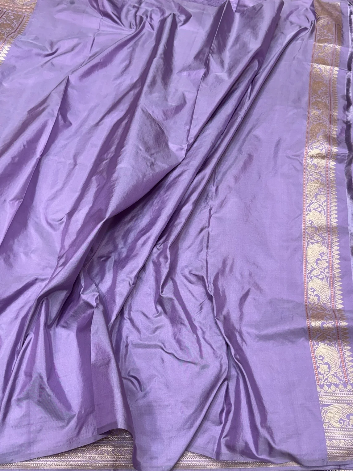 Lavender Handwoven Pure Banarasi Silk Saree – Kadwa Weave in 100% Katan Mulberry Silk - Image 2