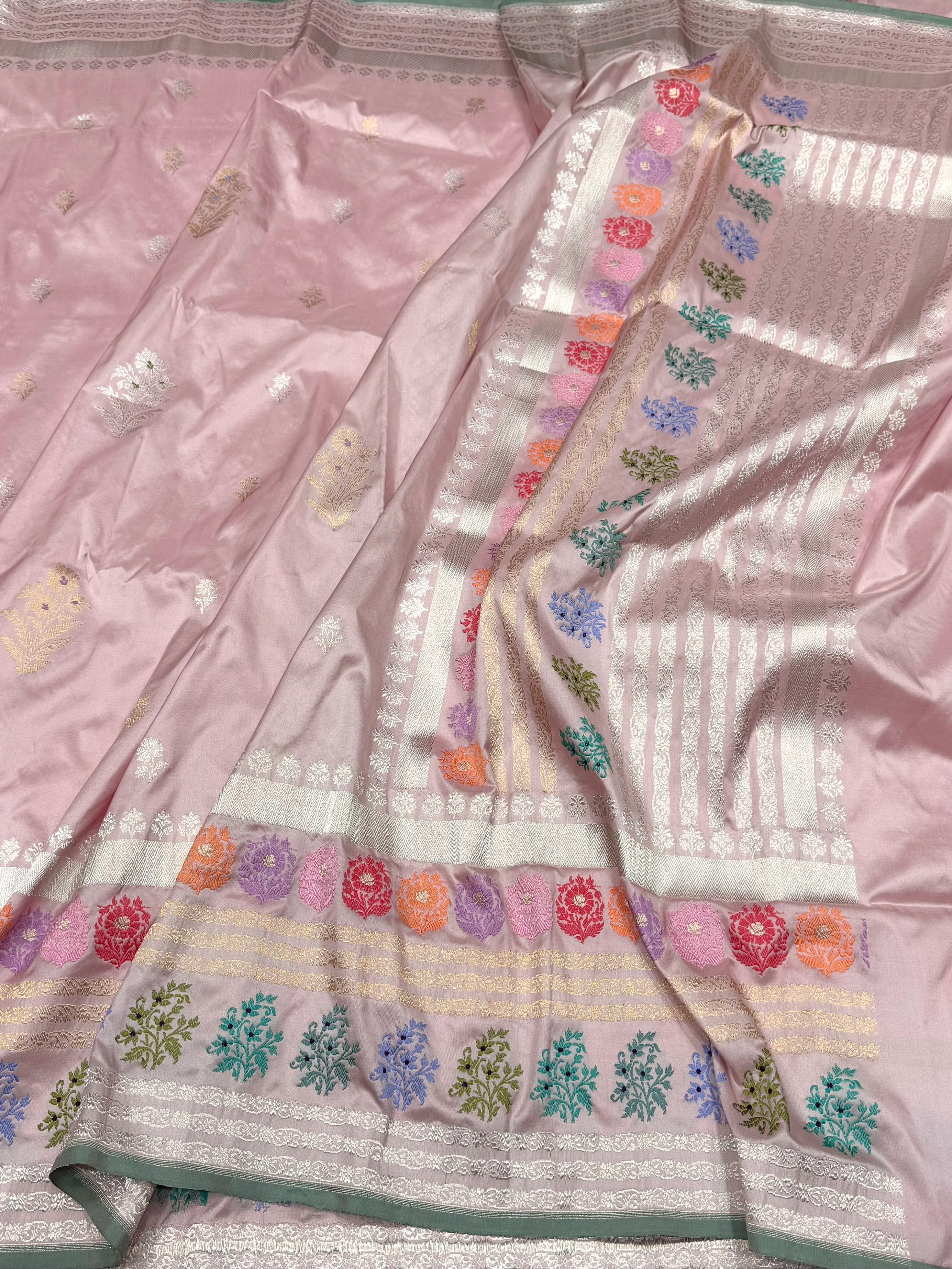 Powder Pink Handwoven Pure Banarasi Silk Saree – Kadwa Weave in 100% Katan Mulberry Silk - Image 3