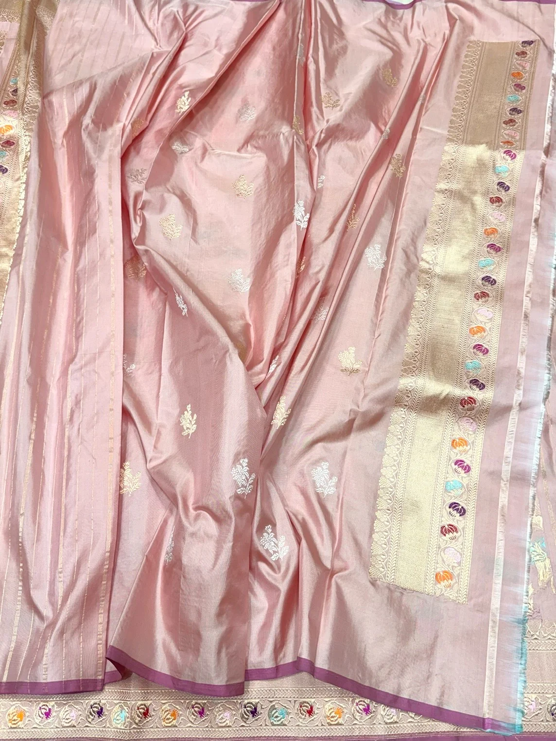 Pastel Peach Handwoven Pure Banarasi Silk Saree – Luxury Kadwa Handloom Wedding & Festive Saree - Image 2