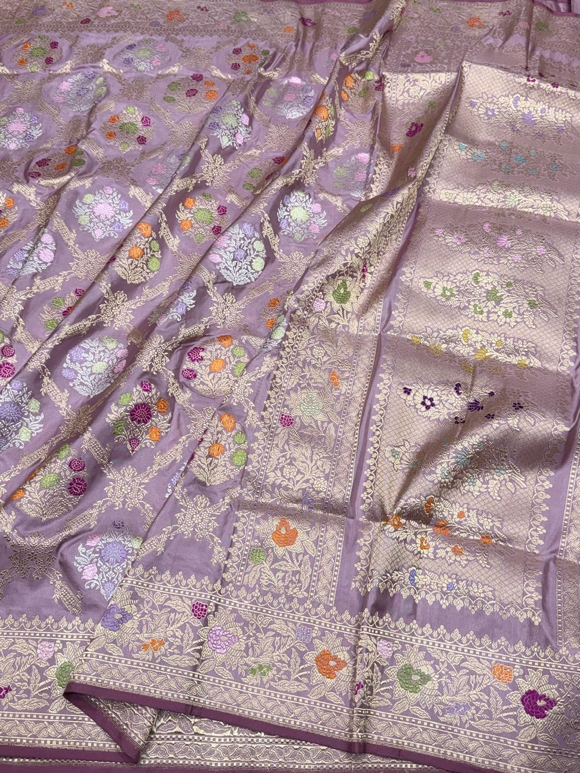 Lilac Handwoven Pure Banarasi Silk Saree – Luxury Kadwa Handloom Wedding & Festive Saree - Image 3