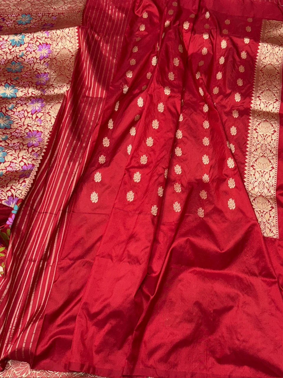 Sea Green Handwoven Pure Banarasi Tissue Saree - Image 3
