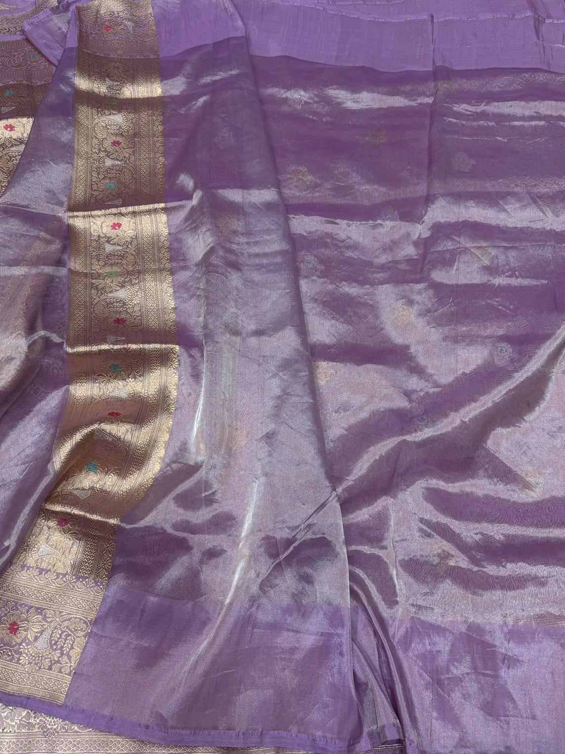 Lavender Handwoven Pure Banarasi Tissue Saree - Image 2