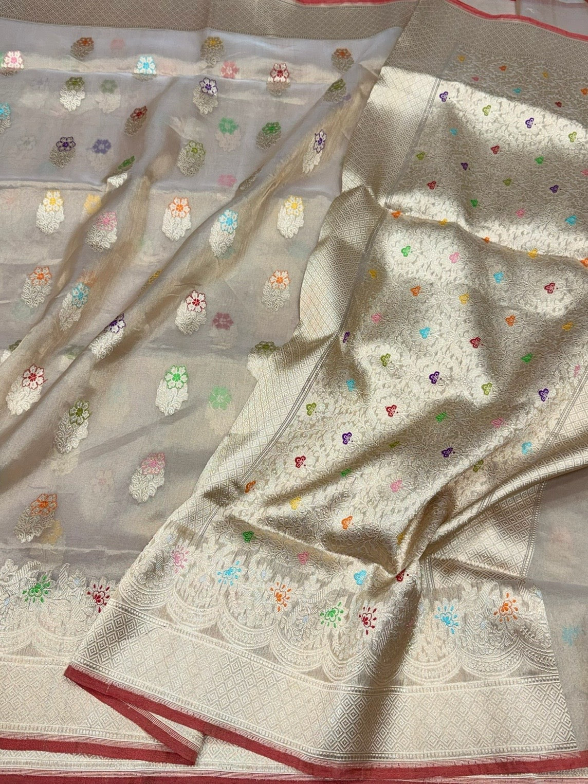 Champagne Gold Handwoven Pure Banarasi Tissue Saree – Kadwa Weave in Katan Tissue Silk - Image 3