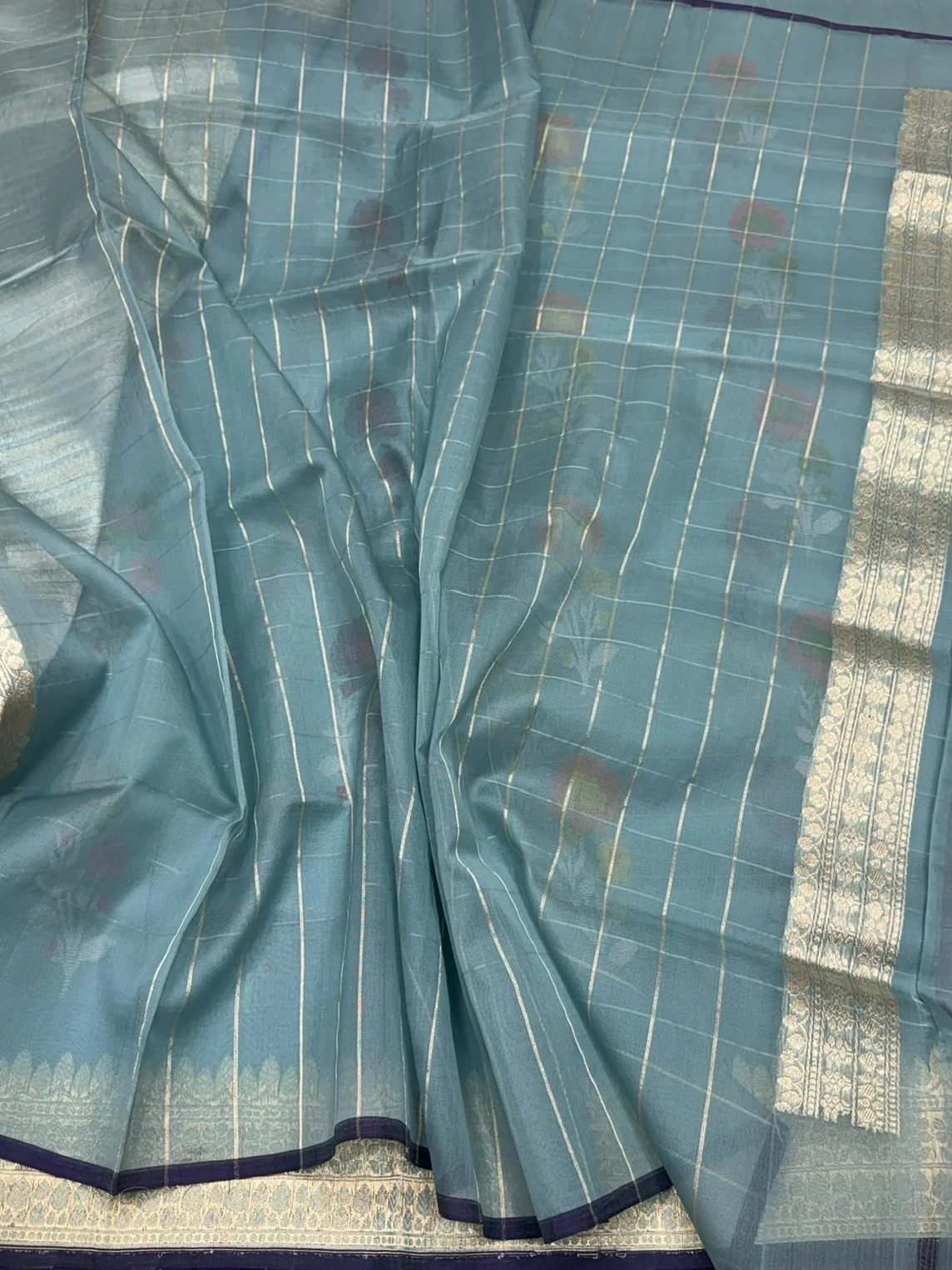 Ocean Blue Handwoven Pure Organza Jamdani Saree - Image 2