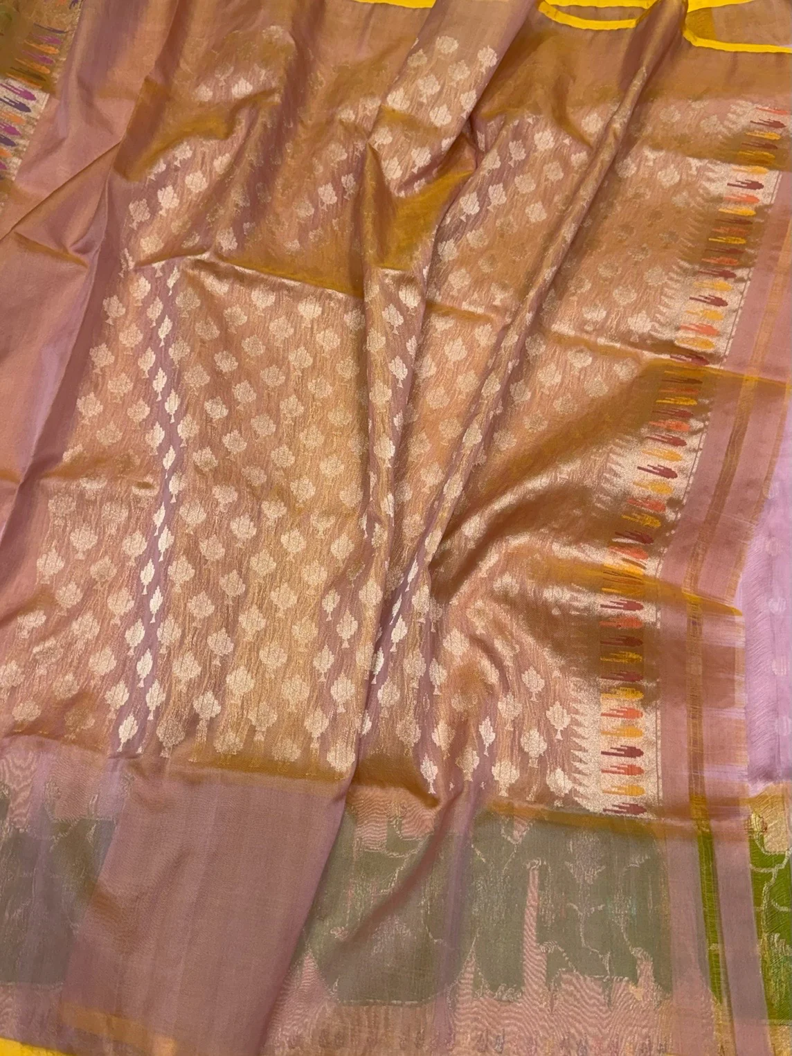 Pink Handwoven Pure Organza Silk Saree - Image 2