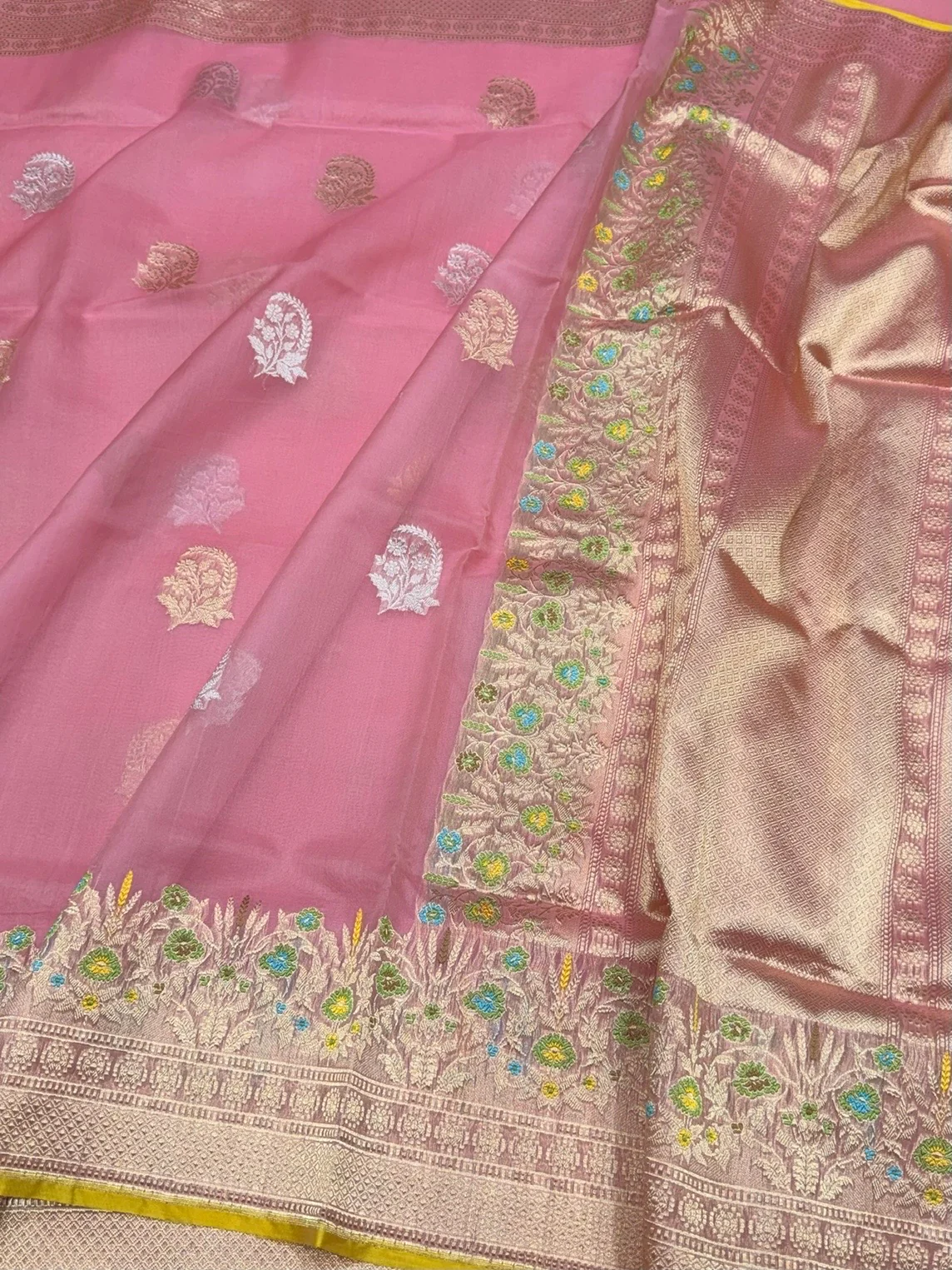 Pink Handwoven Pure Organza Silk Saree - Image 3
