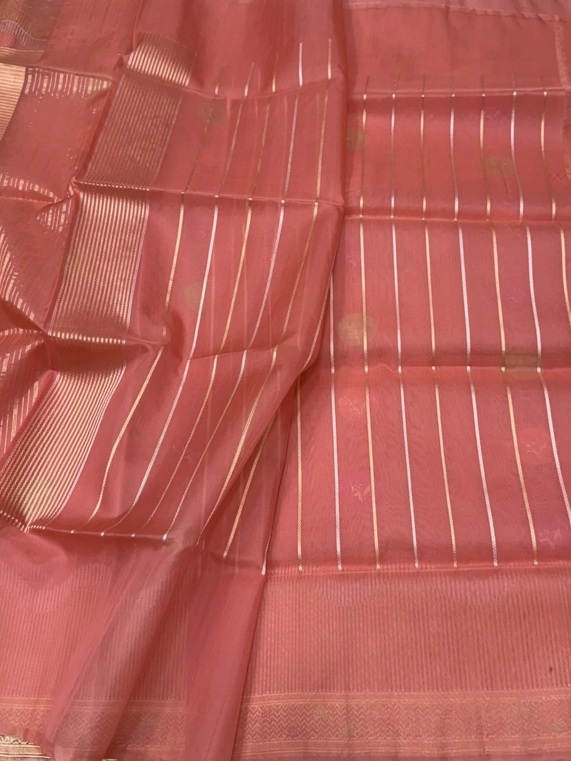 Peach Handwoven Pure Organza Silk Saree - Image 2