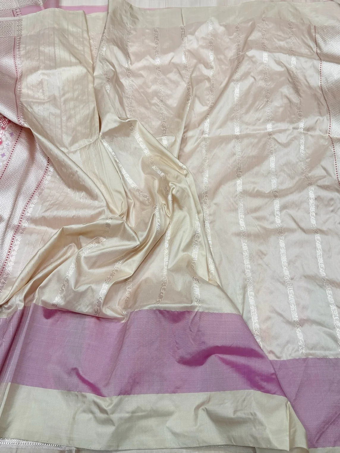 Baby Pink Handwoven Pure Organza Silk Saree - Image 2