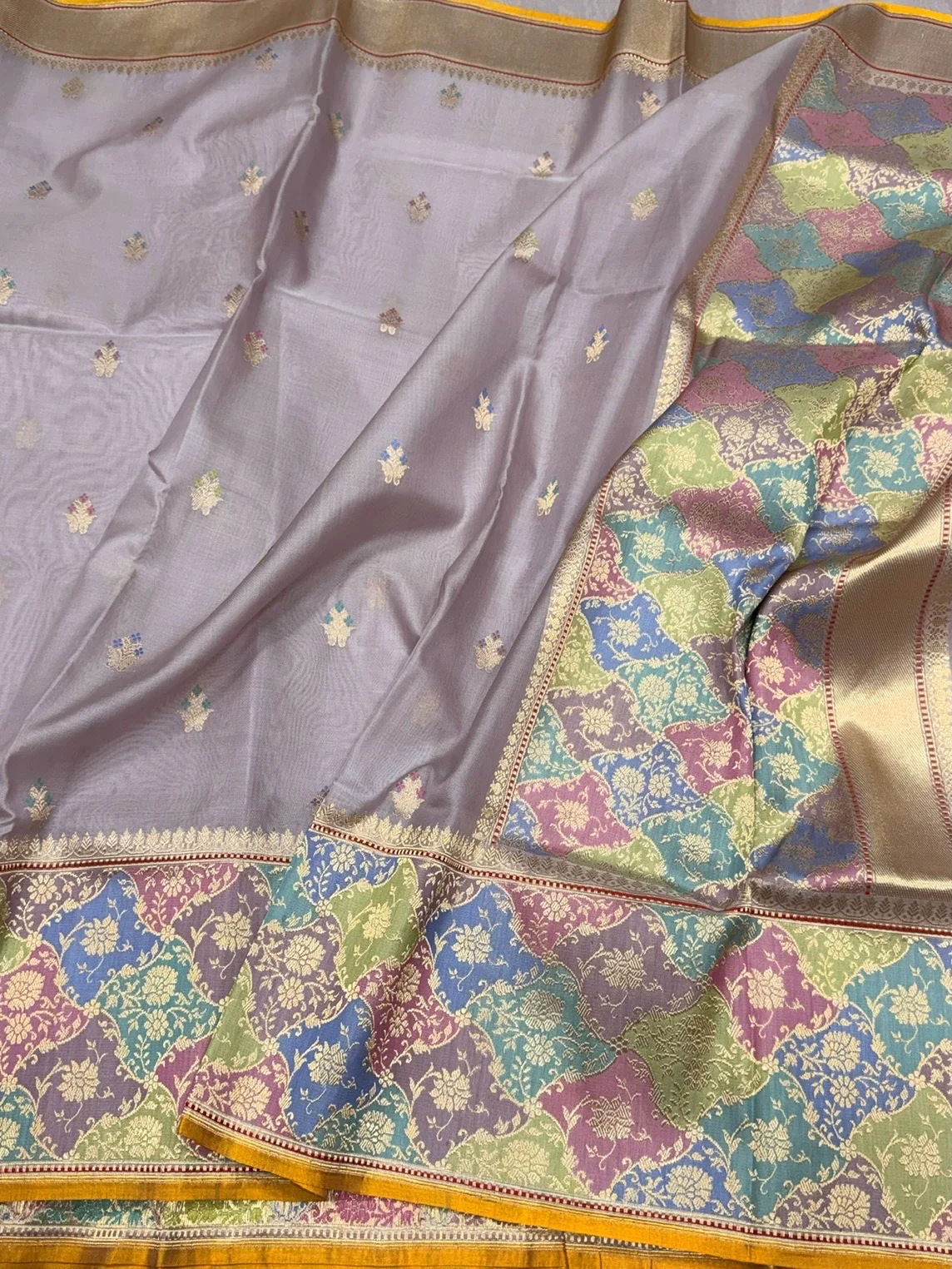 Light Lavender Handwoven Pure Organza Silk Saree – Kadwa Weave, Kora-Mulberry Silk, Skirt Border Saree - Image 3